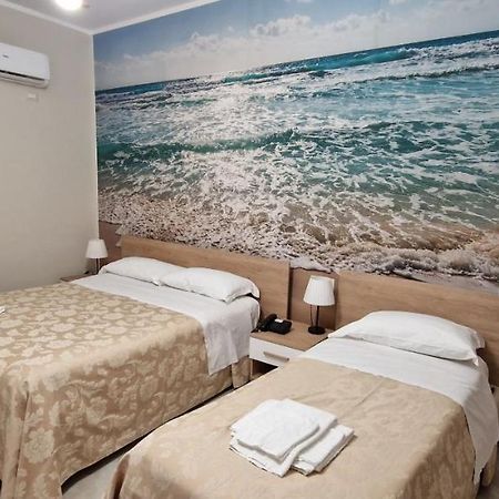 Hotel Sole ジェーラ エクステリア 写真