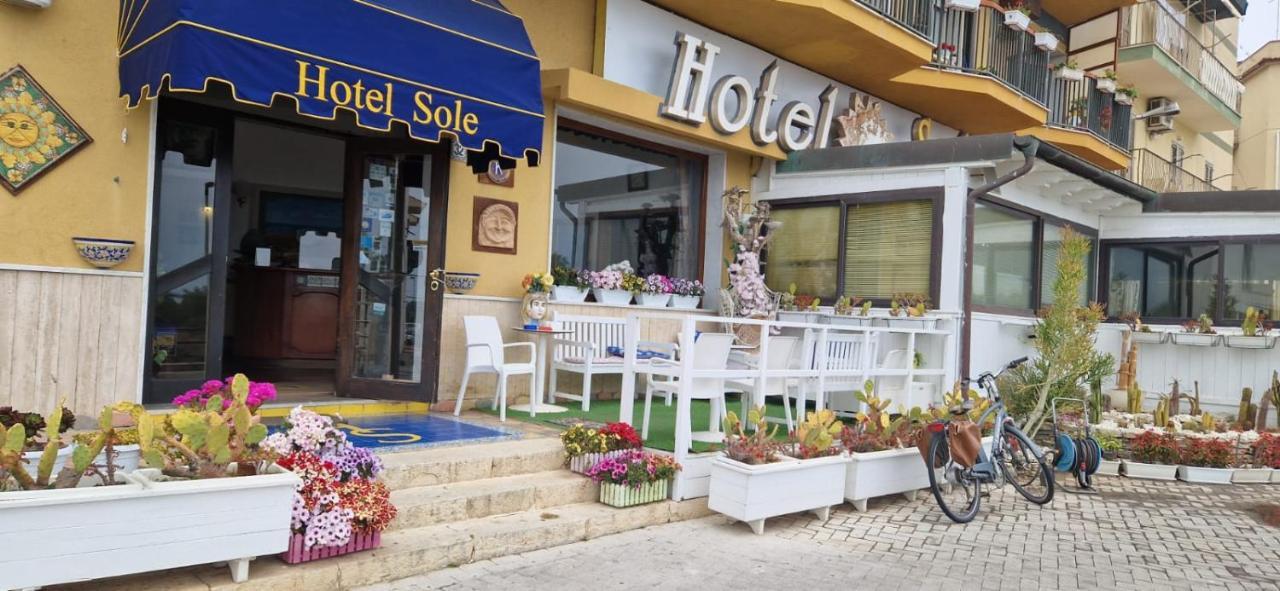 Hotel Sole ジェーラ エクステリア 写真